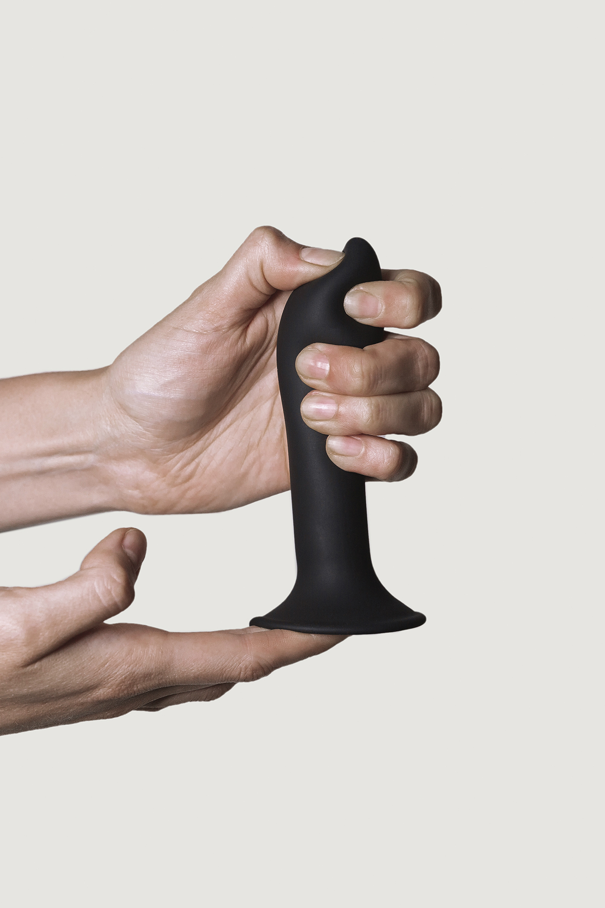 Небольшой дилдо на присоске с двойной плотностью Hitsens S05 Black ADRIEN LASTIC DILDO DUAL DENSITY