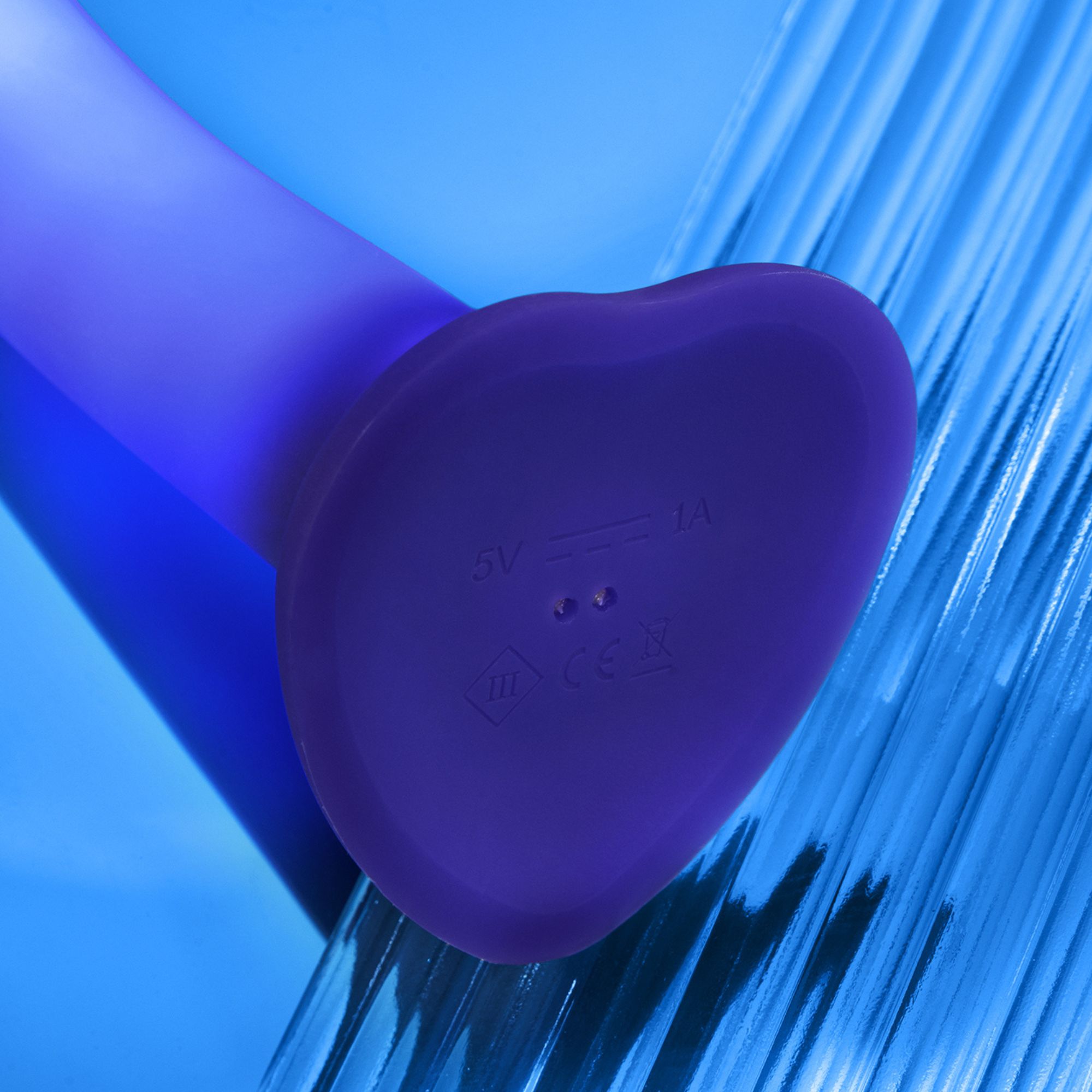 Светящийся фаллоимитатор Strap-on-me Glow-Led Dildo - M, фиолетовый