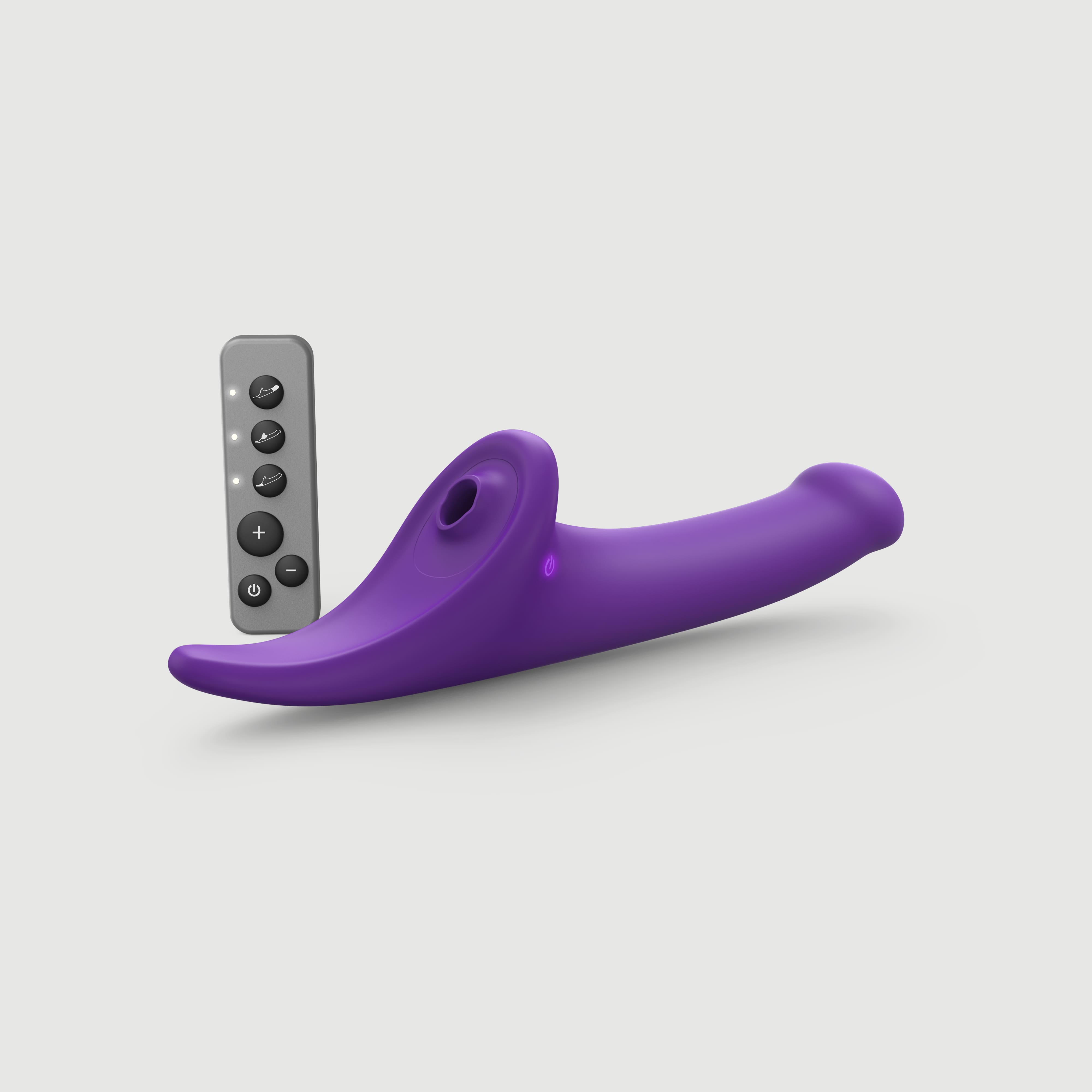 Фаллоимитатор Strap-on-me MULTI ORGASM DILDO c стимуляцией клитора и вибрацией L, фиолетовый