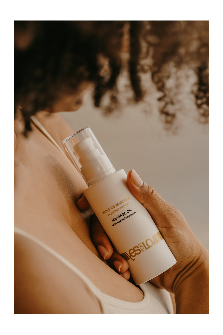 Массажное масло YESforLOV BEWITCHING MASSAGE OIL, 100 мл