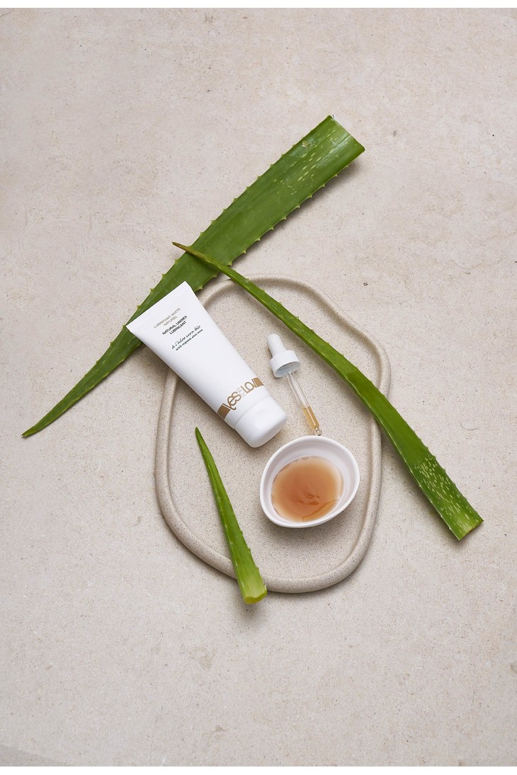 Натуральный лубрикант с Алое YESforLOV	NATURAL UNISEX LUBRICANT WITH ORGANIC ALOE VERA