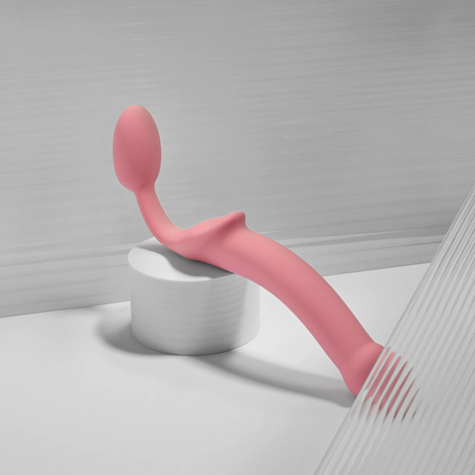 Гибкий страпон Strap-on-me Semi-Realiste, розовый, M