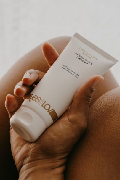 Натуральный лубрикант с Алое YESforLOV	NATURAL UNISEX LUBRICANT WITH ORGANIC ALOE VERA