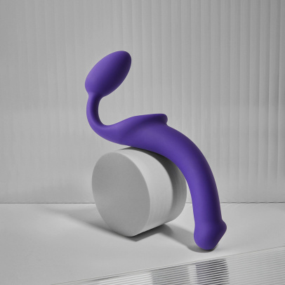 Гибкий страпон Strap-on-me Semi-Realiste, фиолетовый, M