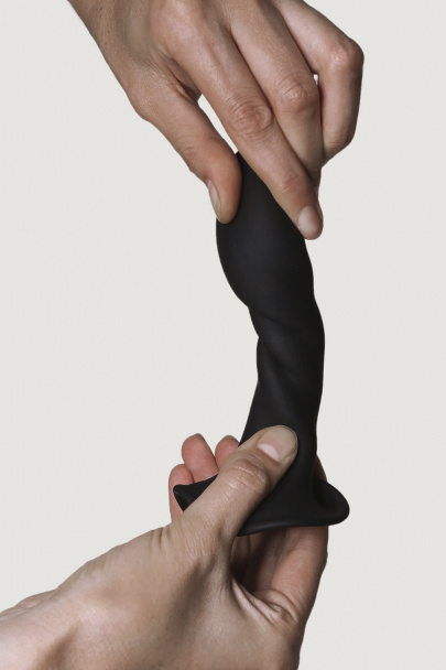 Небольшой дилдо на присоске с двойной плотностью Hitsens S05 Black ADRIEN LASTIC DILDO DUAL DENSITY