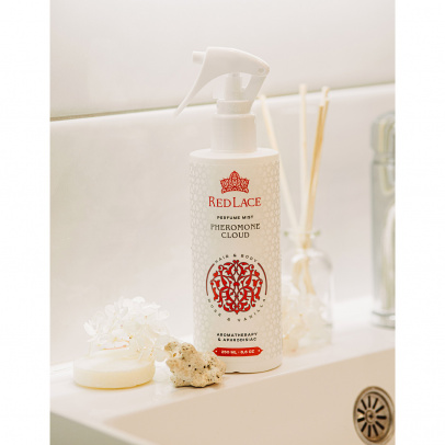 Парфюмированный мист с феромонами Red Lace Pheromone Cloud Ваниль & Белый мускус 250 мл
