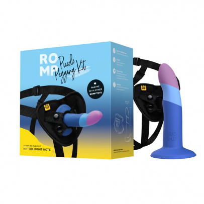 Страпон Romp Piccolo Pegging Kit: фаллоимитатор + пояс, 14 см (арт. RPSO1SG9)