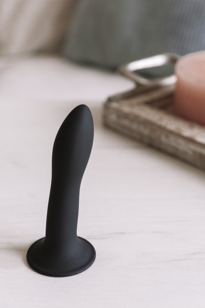 Небольшой дилдо на присоске с двойной плотностью Hitsens S05 Black ADRIEN LASTIC DILDO DUAL DENSITY