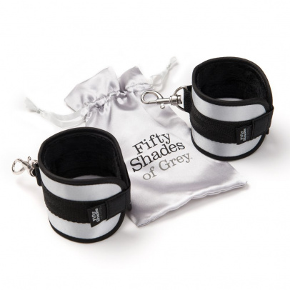 Наручники Fifty Shades of Grey Totally His текстильные, регулируемые (арт. 52413)